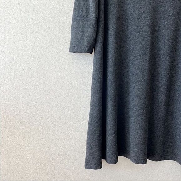 Lou & Grey Signature Soft Three Quarter Sleeve Softspun Terry Dress - Picture 4 of 11